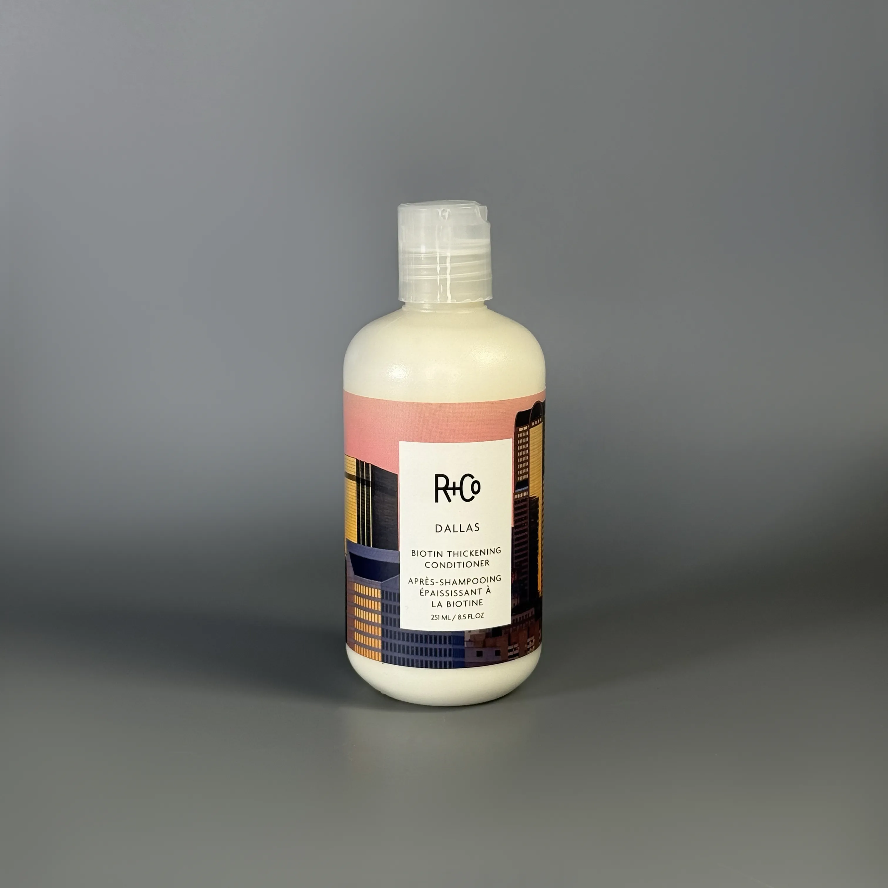 Кондиционер с биотином для объема R+Co dallas biotin thickening conditioner