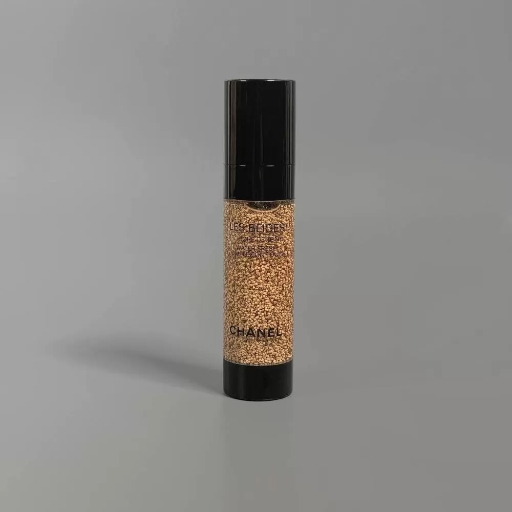 CHANEL LES BEIGES Water-Fresh Complexion Touch B10
